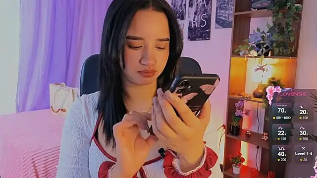 emilyrouxe online show from 10/17/25, 04:20