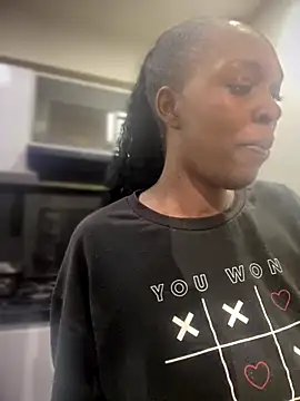 Dailyn Wells online show from 12/02/24, 06:54