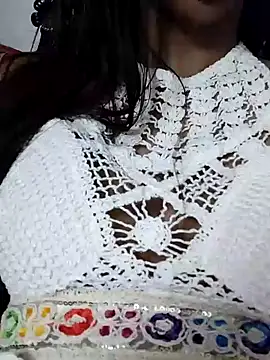 Snapshot of Aaliya_Love chatting on 12/28/24, 10:03 Aaliya Love online show from 12/28/24, 10:03