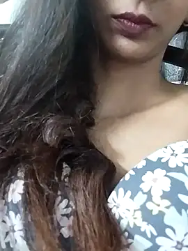 Snapshot of Aaliya_Love chatting on 01/03/25, 06:03 Aaliya Love online show from 01/03/25, 06:03