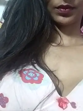 Snapshot of Aaliya_Love chatting on 02/21/25, 10:07 Aaliya Love online show from 02/21/25, 10:07