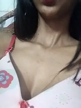 Snapshot of Aaliya_Love chatting on 03/08/25, 12:20 Aaliya Love online show from 03/08/25, 12:20