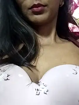 Snapshot of Aaliya_Love chatting on 03/18/25, 08:47 Aaliya Love online show from 03/18/25, 08:47