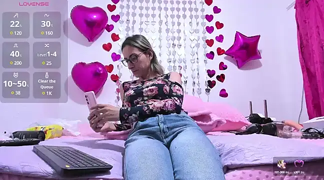 Melinaa-sex online show from 02/13/25, 07:10
