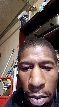 Snapshot of willywonka7793 chatting on 01/24/25, 11:48 willywonka7793 online show from 01/24/25, 11:48