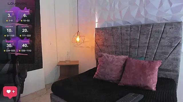 tatiana sc online show from 09/17/25, 01:24