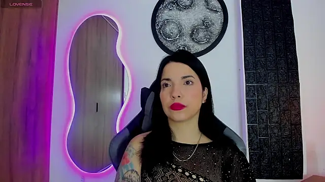 tatiana sc online show from 10/07/25, 01:19