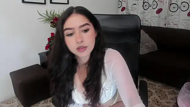 Danielacossio online show from 09/28/25, 04:07