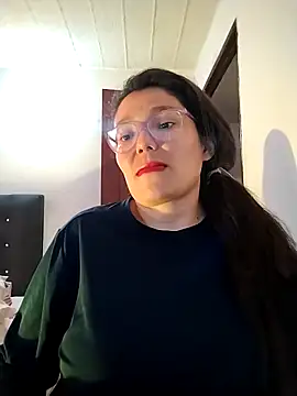 ValeriSimmons online show from 03/19/25, 01:29