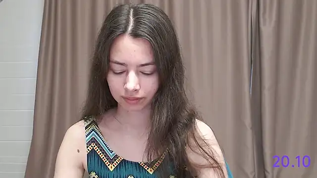 Snapshot of sweet_sweet_angel chatting on 10/20/25, 07:31 sweet sweet angel online show from 10/20/25, 07:31