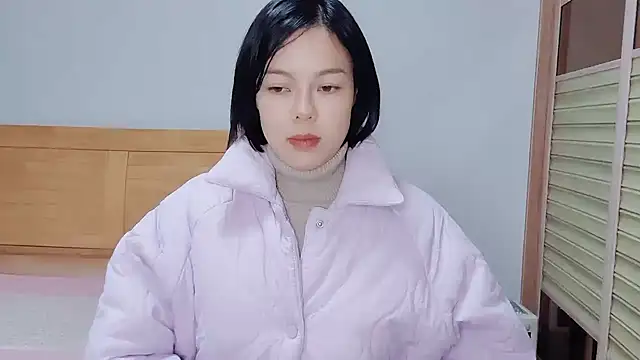 Linda-LL online show from 12/12/24, 12:33