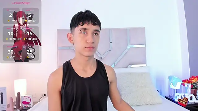 Snapshot of Thayler_jones chatting on 11/25/25, 11:21 Thayler jones online show from 11/25/25, 11:21