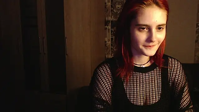 Snapshot of scarlettharrison09 chatting on 12/08/24, 10:25 scarlettharrison09 online show from 12/08/24, 10:25