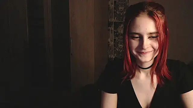 Snapshot of scarlettharrison09 chatting on 12/11/24, 10:27 scarlettharrison09 online show from 12/11/24, 10:27