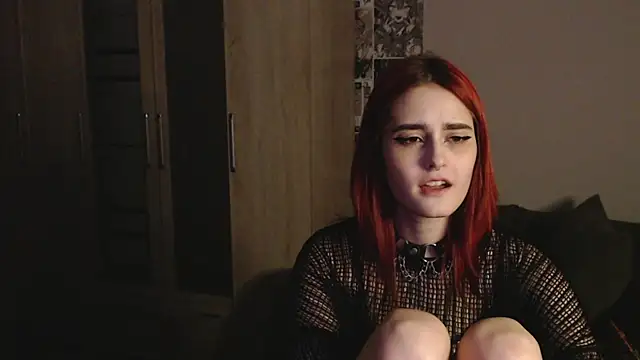 Snapshot of scarlettharrison09 chatting on 12/24/24, 12:11 scarlettharrison09 online show from 12/24/24, 12:11