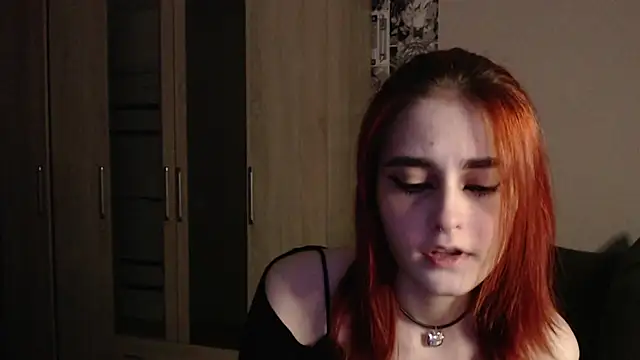 Snapshot of scarlettharrison09 chatting on 12/26/24, 09:04 scarlettharrison09 online show from 12/26/24, 09:04