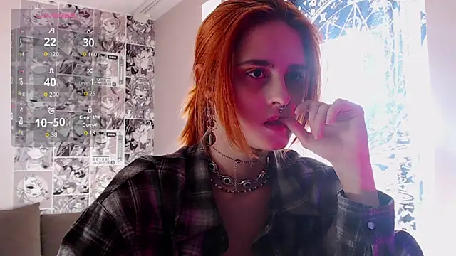 Snapshot of scarlettharrison09 chatting on 10/13/25, 09:42 scarlettharrison09 online show from 10/13/25, 09:42