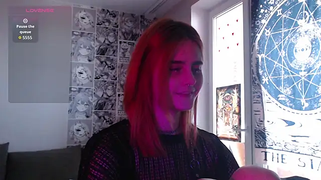 Snapshot of scarlettharrison09 chatting on 10/17/25, 05:43 scarlettharrison09 online show from 10/17/25, 05:43