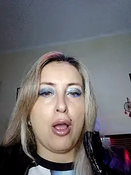 Snapshot of DesireSatler chatting on 07/04/26, 04:51 DesireSatler online show from 07/04/26, 04:51