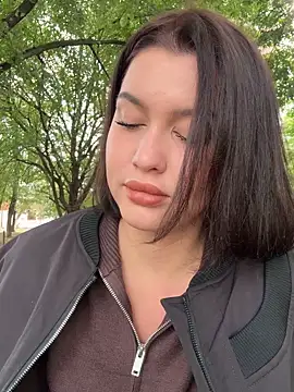 KikiWatson online show from 09/20/25, 06:14