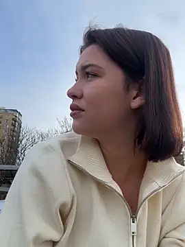 Snapshot of KikiWatson chatting on 11/20/25, 07:08 KikiWatson online show from 11/20/25, 07:08