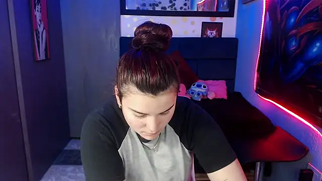 Nika 1  online show from 01/24/25, 07:07