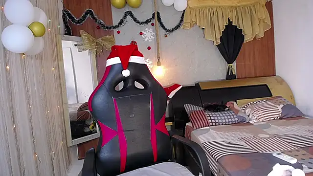 Snapshot of hera_divine chatting on 12/04/25, 09:56 hera divine online show from 12/04/25, 09:56