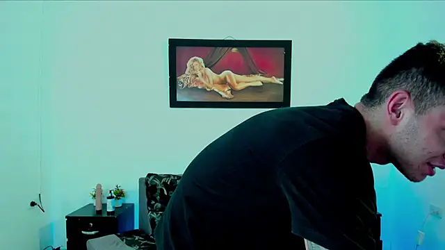 xXHot MalesXx online show from 02/13/25, 10:00