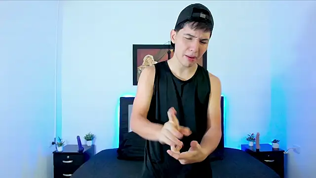 xXHot MalesXx online show from 03/15/25, 08:54