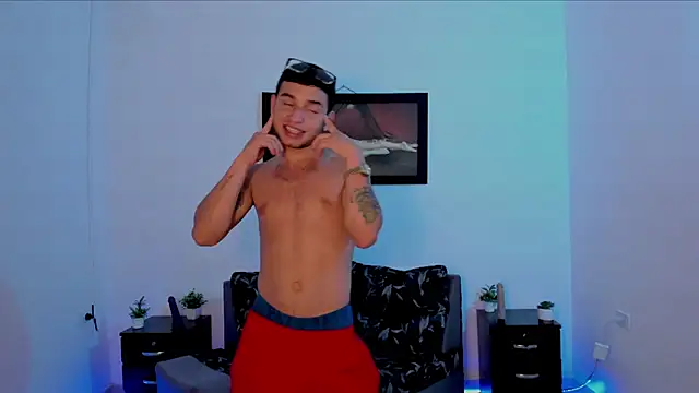 xXHot MalesXx online show from 03/20/25, 08:40