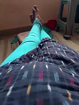 Snapshot of sneha_telugu_girl chatting on 01/12/25, 06:49 sneha telugu girl online show from 01/12/25, 06:49