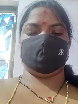 sana14 online show from 10/17/25, 08:06