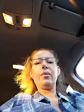 Snapshot of uber_babe chatting on 12/09/24, 02:17 uber babe online show from 12/09/24, 02:17