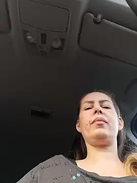 Snapshot of uber_babe chatting on 01/22/25, 02:46 uber babe online show from 01/22/25, 02:46