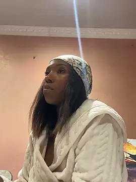 Blackcandie15 online show from 09/30/25, 06:02