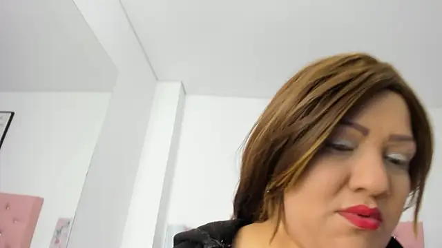 michell taylor   online show from 03/21/25, 04:06