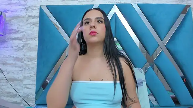 alanaflores  online show from 02/13/25, 05:33
