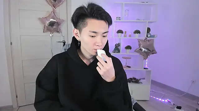 Snapshot of Miram_Yu chatting on 12/03/24, 05:09 Miram Yu online show from 12/03/24, 05:09