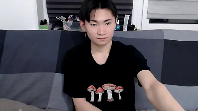 Snapshot of Miram_Yu chatting on 01/17/25, 09:06 Miram Yu online show from 01/17/25, 09:06