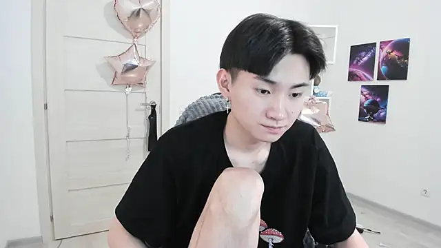 Snapshot of Miram_Yu chatting on 02/23/25, 09:37 Miram Yu online show from 02/23/25, 09:37