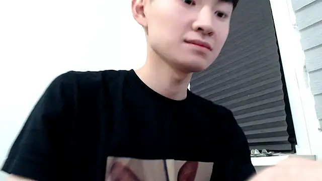 Snapshot of Miram_Yu chatting on 10/01/25, 06:03 Miram Yu online show from 10/01/25, 06:03