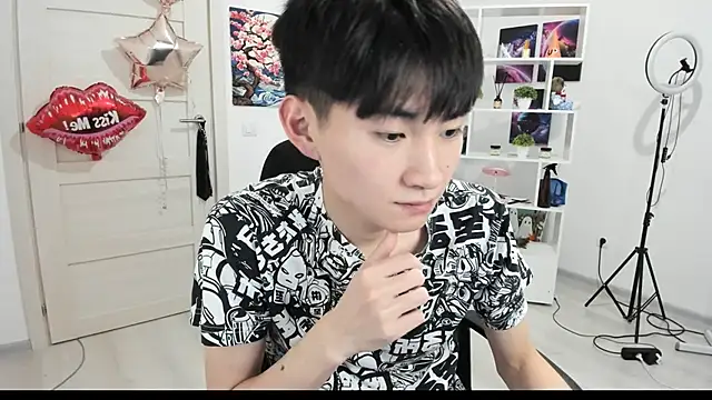 Snapshot of Miram_Yu chatting on 10/05/25, 08:40 Miram Yu online show from 10/05/25, 08:40