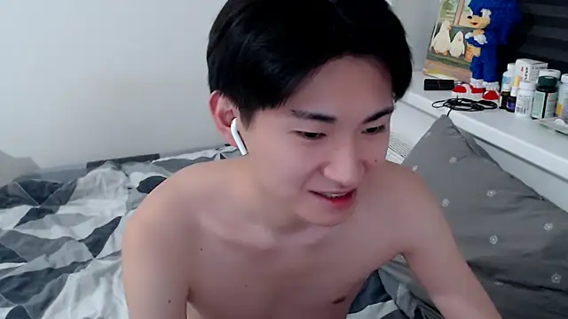 Miram Yu online show from 05/03/26, 07:53