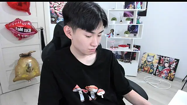 Snapshot of Miram_Yu chatting on 07/26/26, 03:47 Miram Yu online show from 07/26/26, 03:47