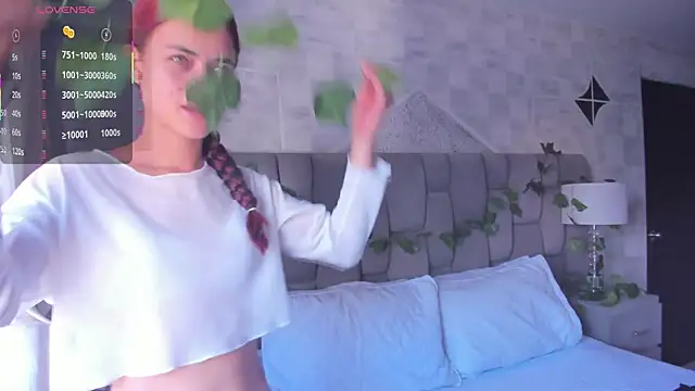 HannaRhodes online show from 01/22/25, 01:11