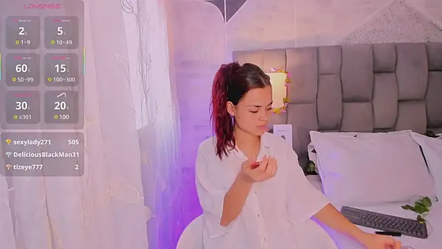 HannaRhodes online show from 03/21/25, 01:56