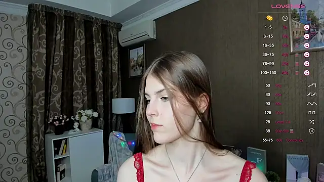 DarleneHatt online show from 12/25/24, 02:57