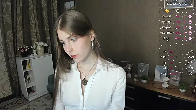 DarleneHatt online show from 01/11/25, 03:55