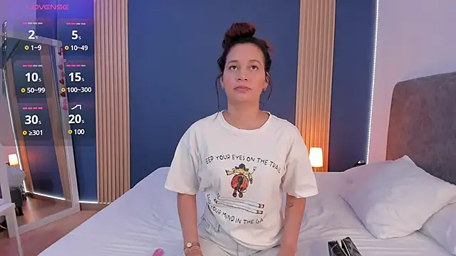 lucy 88 online show from 03/11/25, 10:51