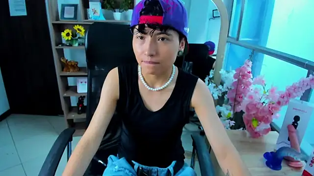 Snapshot of Im_Mathias chatting on 09/24/25, 08:01 Im Mathias online show from 09/24/25, 08:01